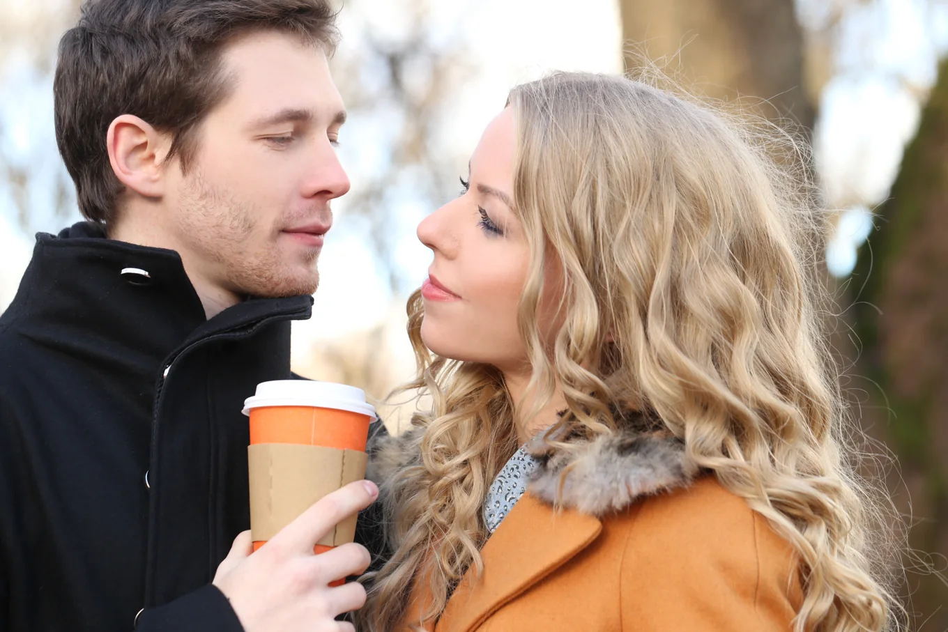 dating app first date article illustration