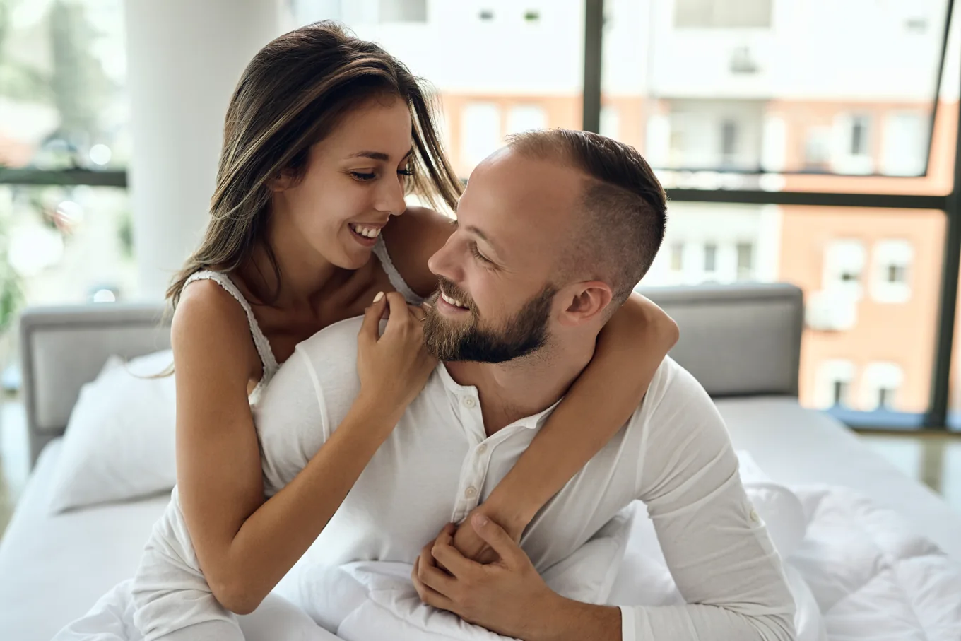 PositiveSingles support guide illustrated by representative adult lifestyle photography